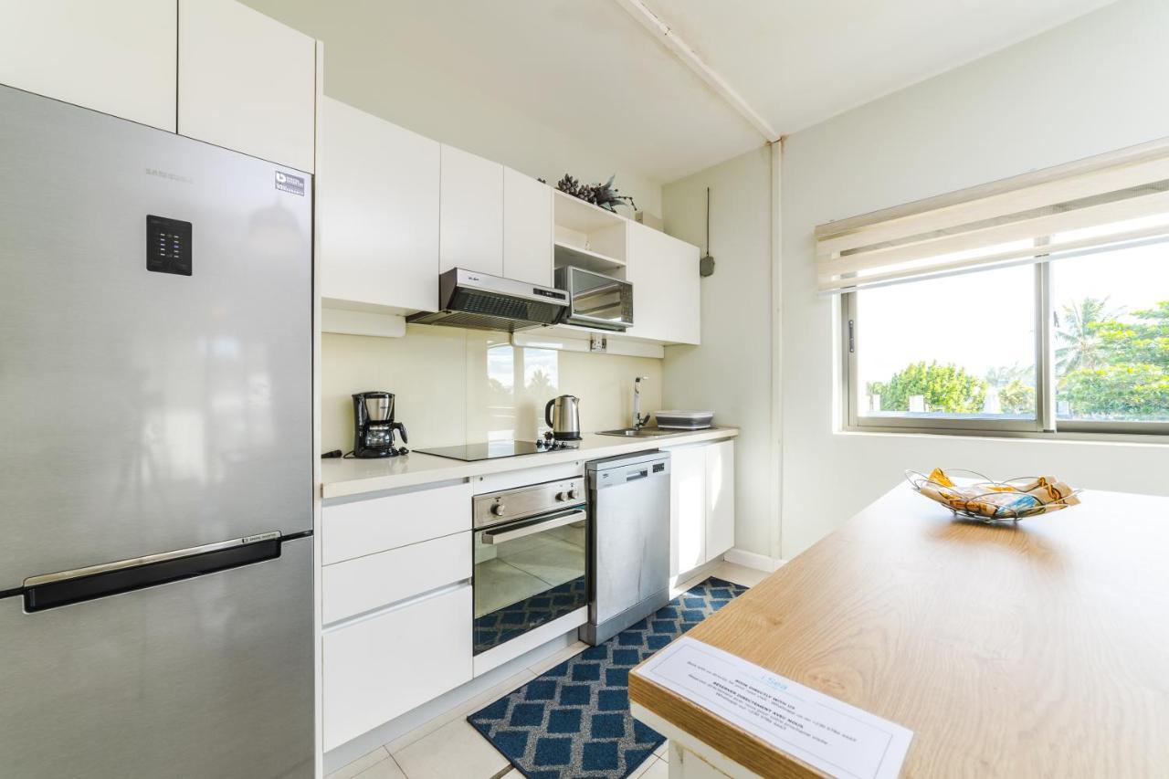 Beachcove Apartment 9 In Pereybere Pereybere Beach Exterior foto